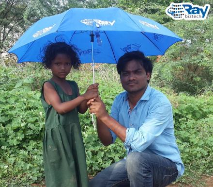 providing Free Umbrellas